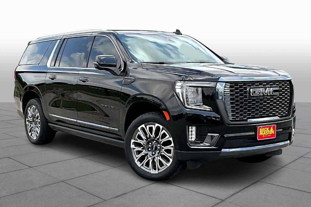 used 2023 GMC Yukon XL car, priced at $73,997