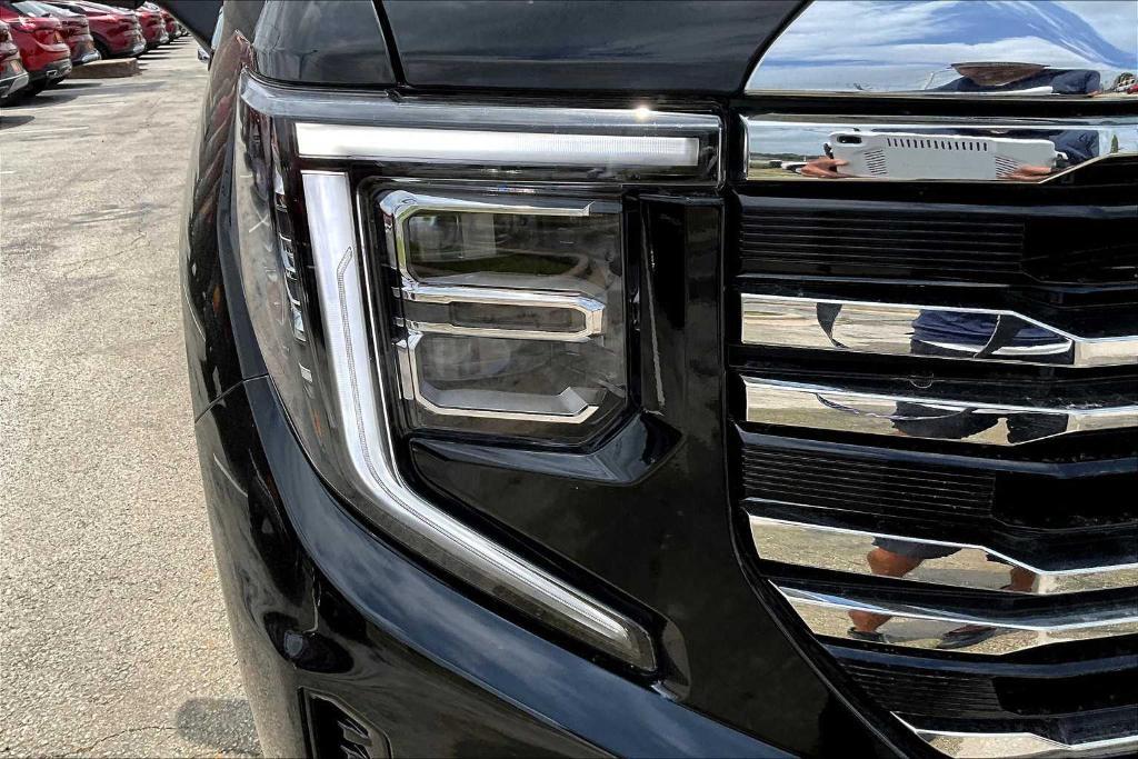 new 2025 GMC Sierra 1500 car, priced at $55,875