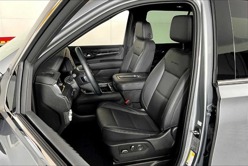 used 2023 GMC Yukon car, priced at $66,995