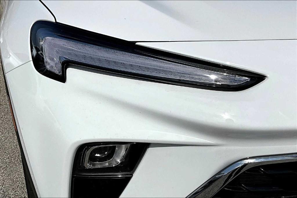 new 2025 Buick Encore GX car, priced at $21,135