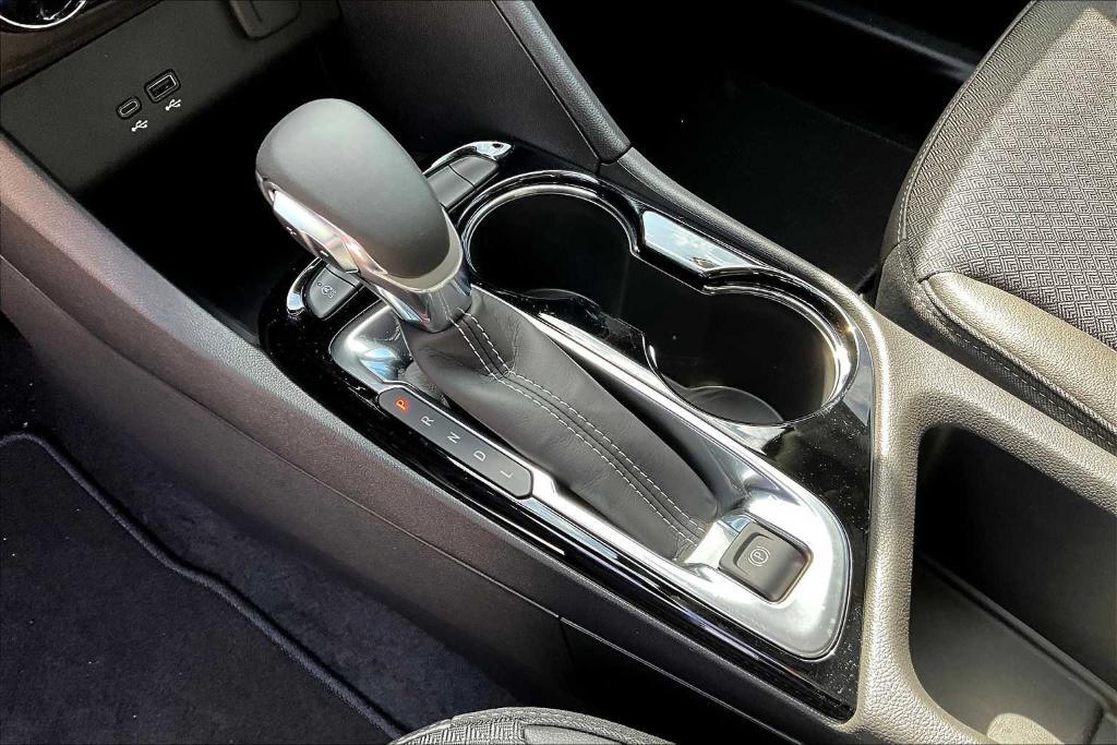 new 2025 Buick Encore GX car, priced at $21,135