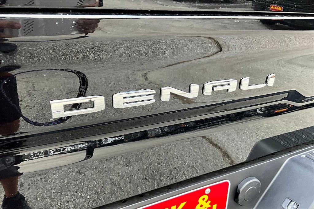 new 2025 GMC Sierra 1500 car, priced at $70,684