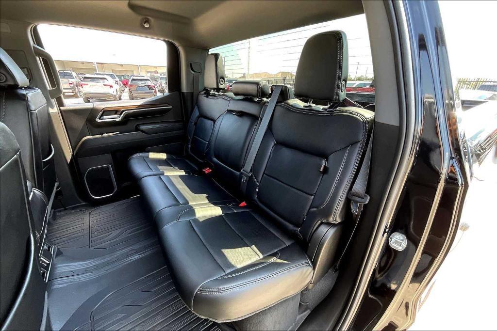 used 2022 GMC Sierra 1500 car, priced at $41,761
