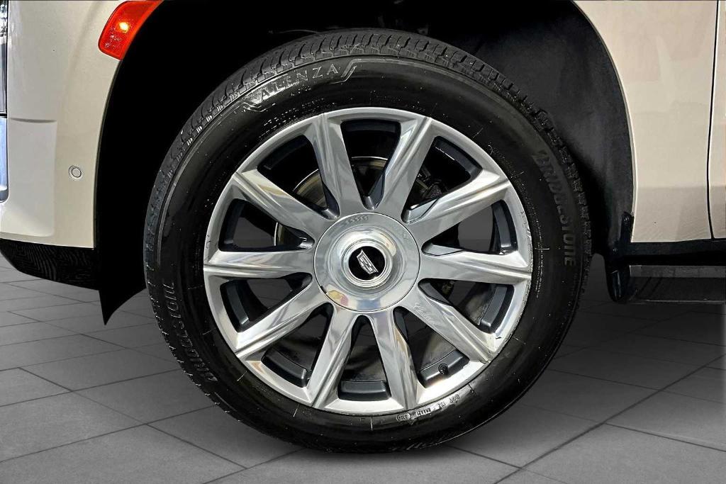 used 2022 Cadillac Escalade ESV car, priced at $66,340