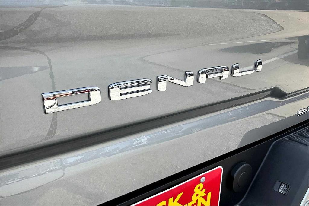 new 2025 GMC Sierra 2500 car, priced at $91,374
