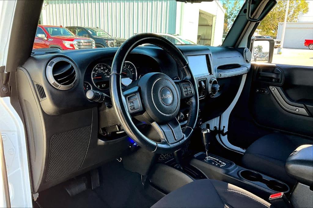 used 2015 Jeep Wrangler Unlimited car, priced at $19,997