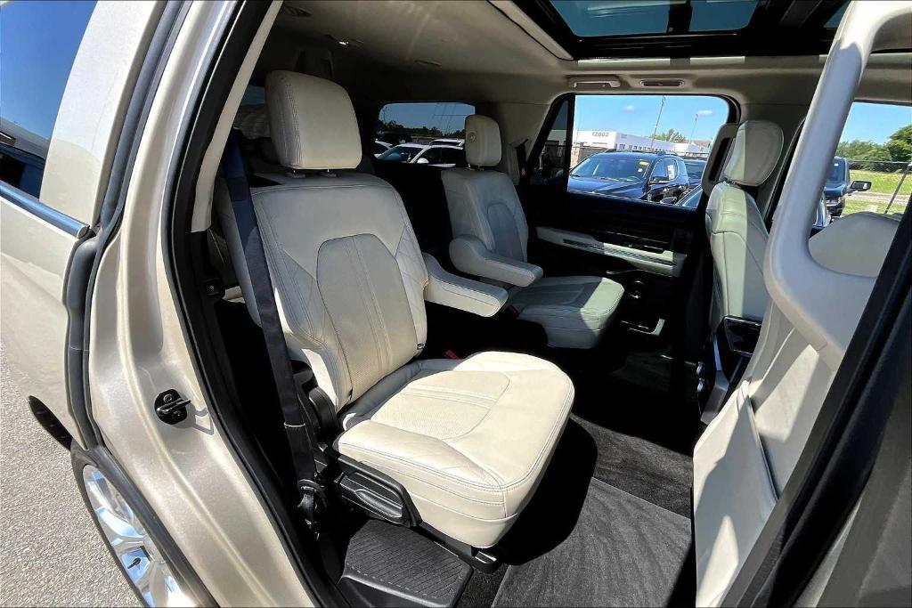 used 2018 Ford Expedition car, priced at $29,605