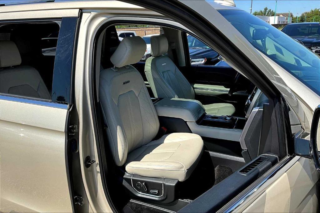 used 2018 Ford Expedition car, priced at $29,605