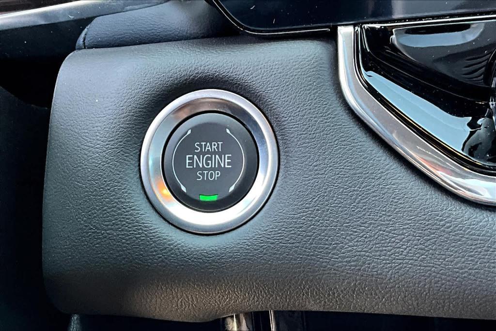 new 2025 GMC Canyon car, priced at $42,925