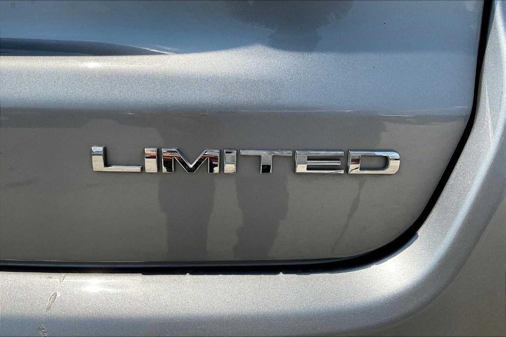 used 2018 Jeep Compass car, priced at $15,969