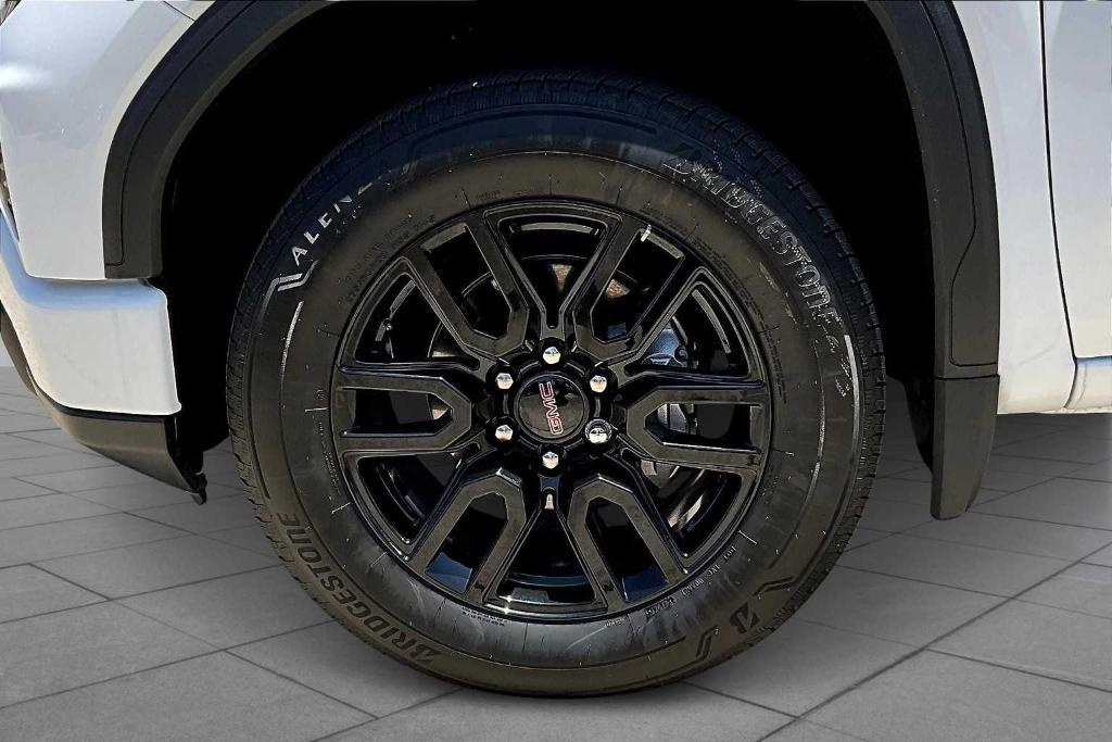 new 2025 GMC Sierra 1500 car, priced at $44,960