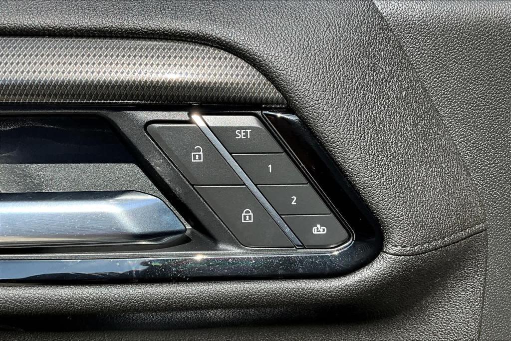 new 2025 GMC Sierra 1500 car, priced at $71,825
