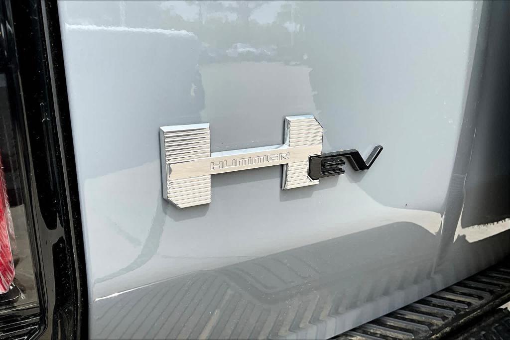 new 2025 GMC HUMMER EV SUV car, priced at $97,270