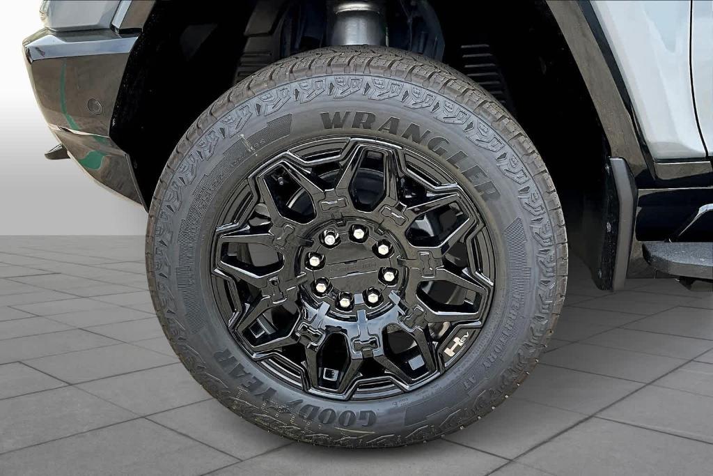 new 2025 GMC HUMMER EV SUV car, priced at $97,270