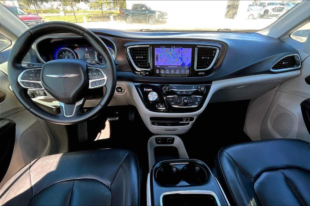 used 2017 Chrysler Pacifica car, priced at $12,417