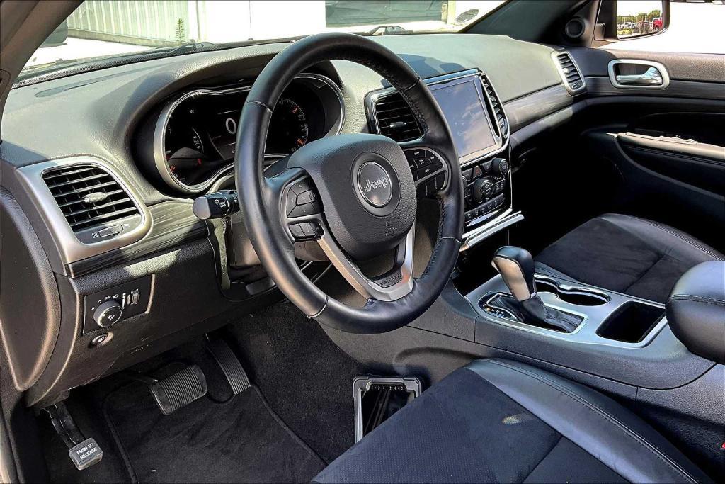 used 2021 Jeep Grand Cherokee car, priced at $24,277