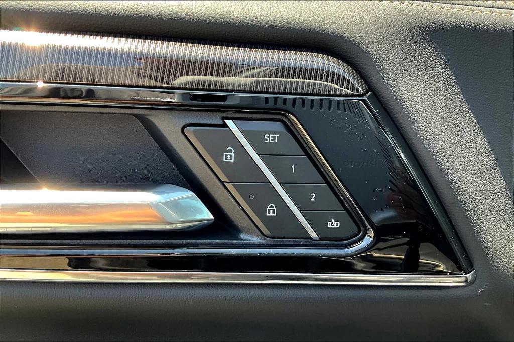 new 2025 GMC Yukon XL car, priced at $74,034