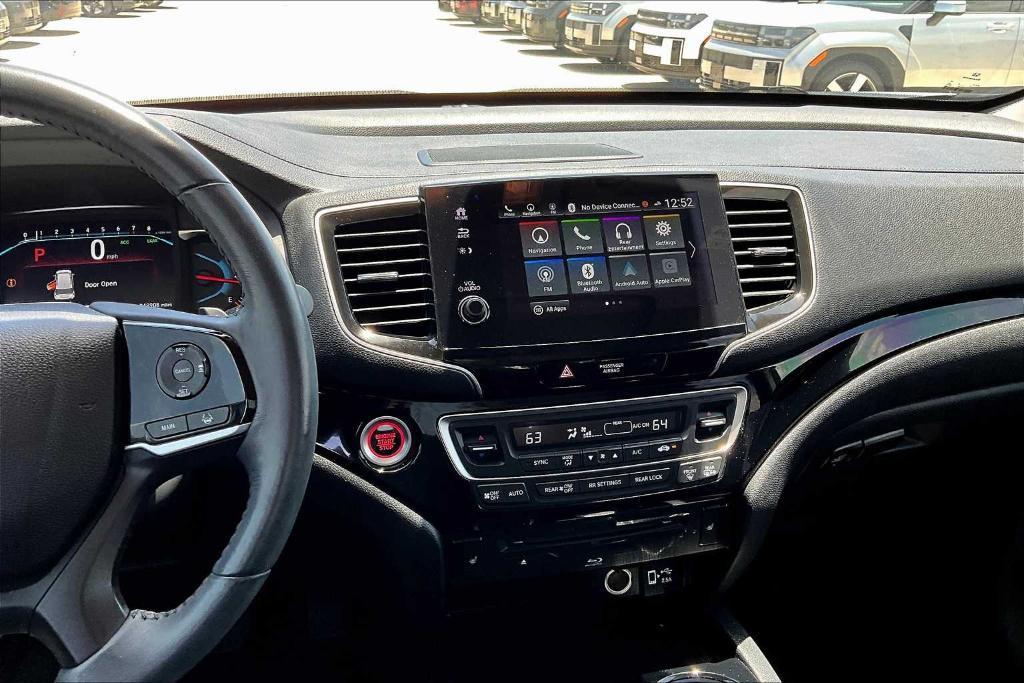 used 2022 Honda Pilot car, priced at $26,997