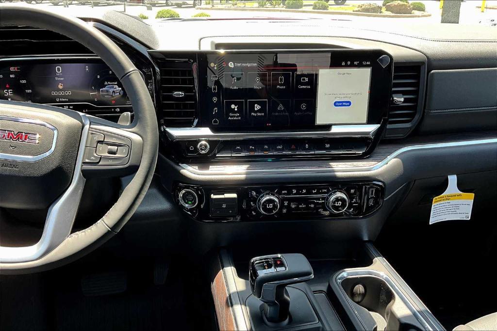 new 2025 GMC Sierra 1500 car, priced at $53,995