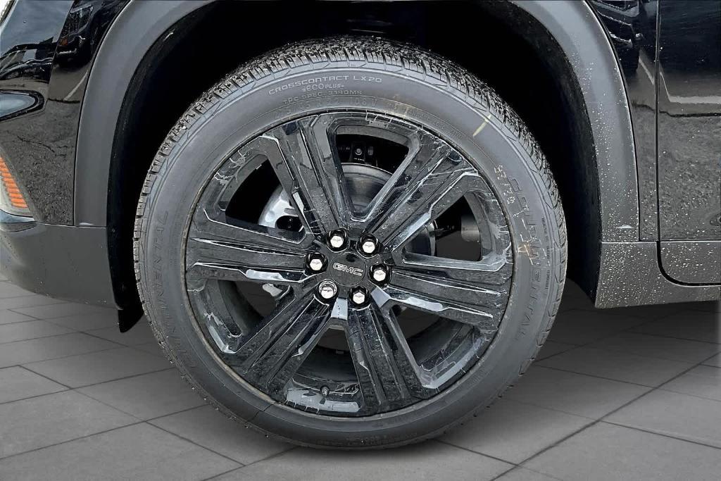 new 2025 GMC Acadia car, priced at $50,725
