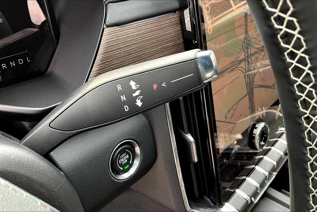 new 2025 GMC Acadia car, priced at $63,185
