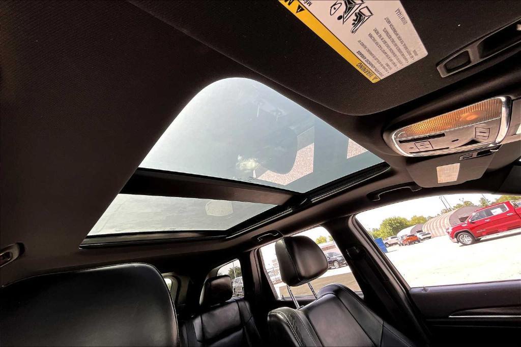 used 2015 Jeep Grand Cherokee car, priced at $12,428