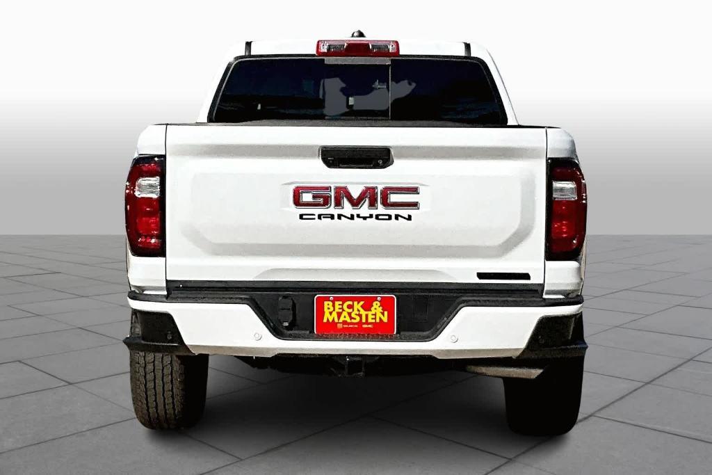 new 2024 GMC Canyon car, priced at $47,123