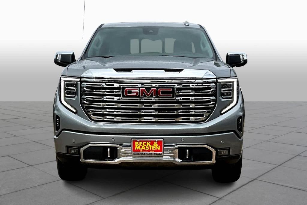 new 2025 GMC Sierra 1500 car, priced at $70,888