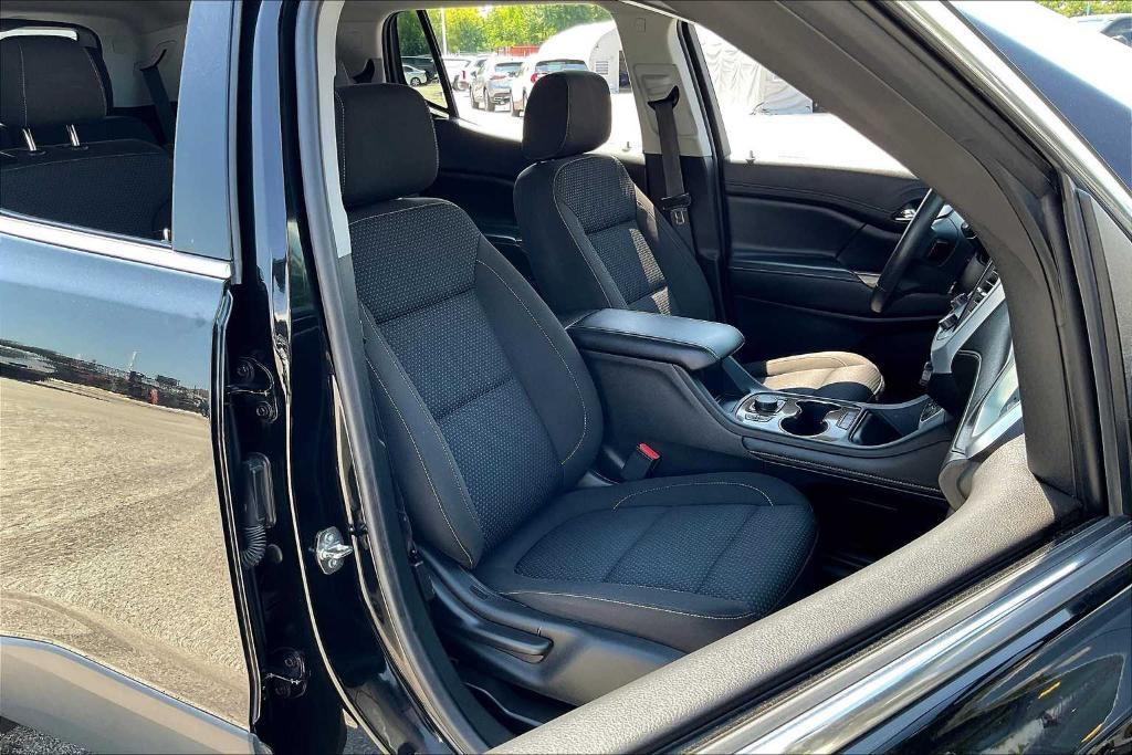 used 2021 GMC Acadia car, priced at $23,130