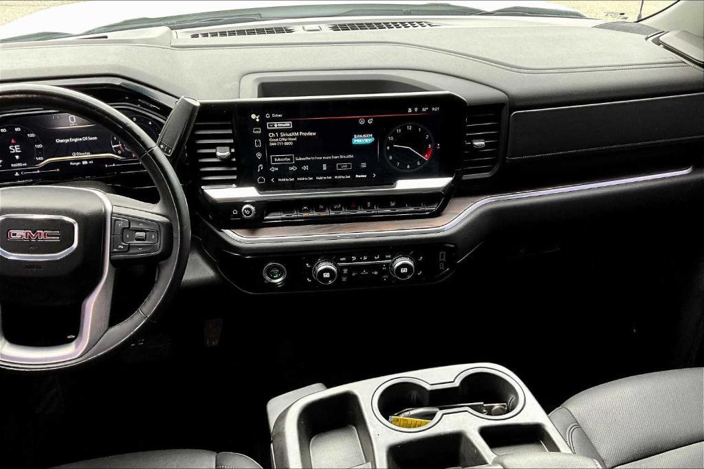 used 2024 GMC Sierra 1500 car, priced at $40,298