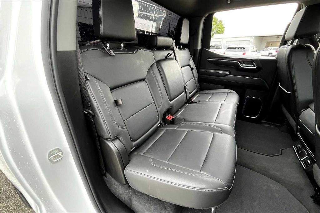 used 2024 GMC Sierra 1500 car, priced at $40,298