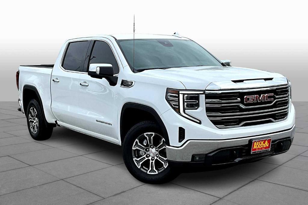 used 2024 GMC Sierra 1500 car, priced at $40,298