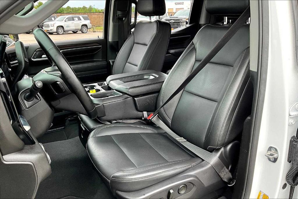 used 2024 GMC Sierra 1500 car, priced at $40,298