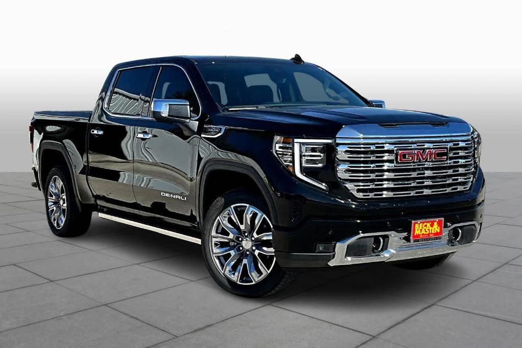 new 2025 GMC Sierra 1500 car, priced at $70,405