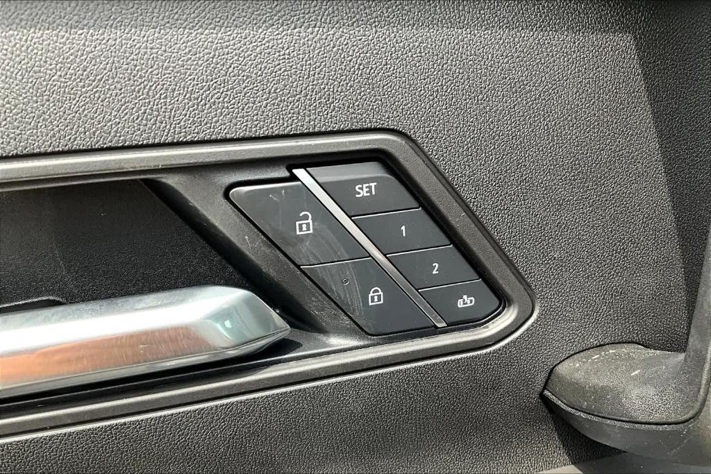 new 2025 GMC HUMMER EV SUV car, priced at $106,285