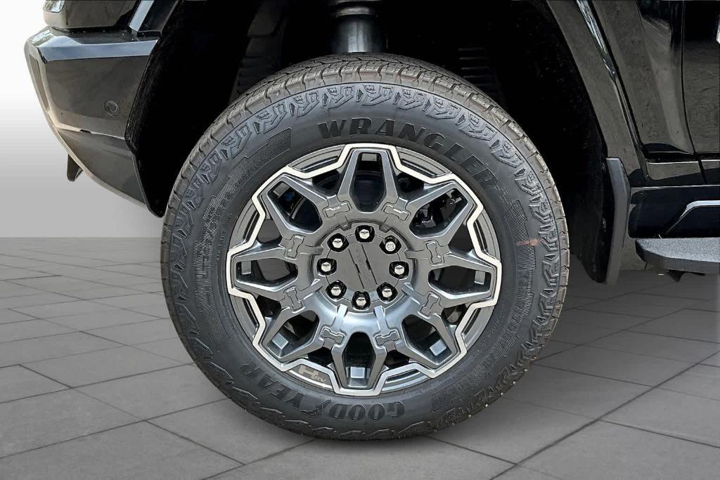 new 2025 GMC HUMMER EV SUV car, priced at $106,285