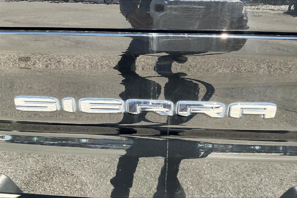 used 2021 GMC Sierra 1500 car, priced at $31,631