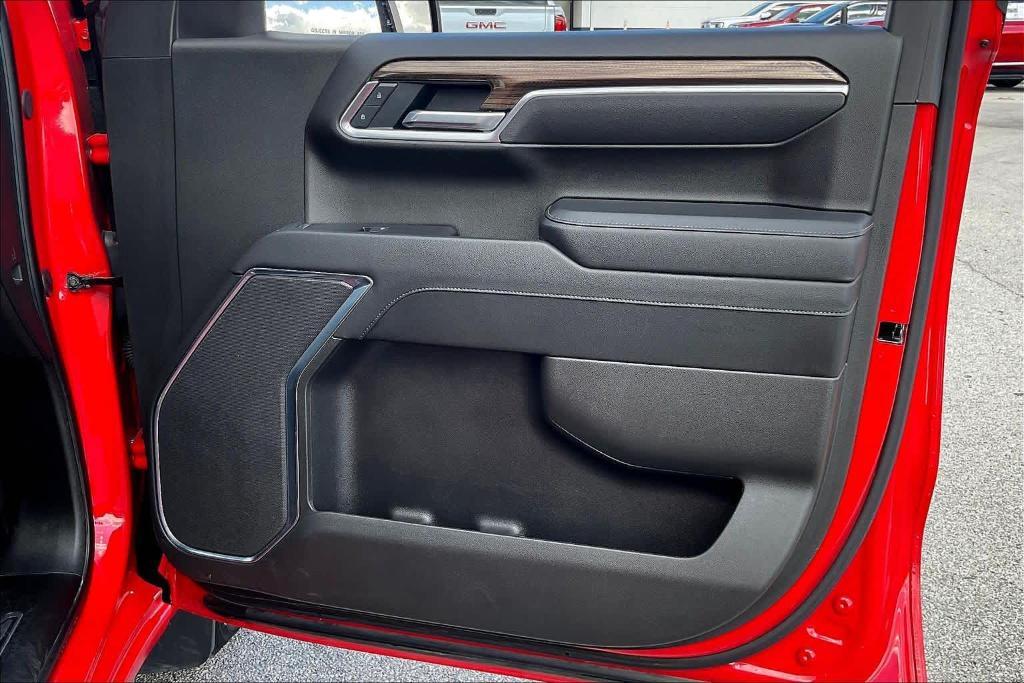 used 2025 Chevrolet Silverado 1500 car, priced at $39,477