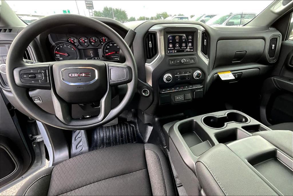 new 2025 GMC Sierra 1500 car, priced at $39,901