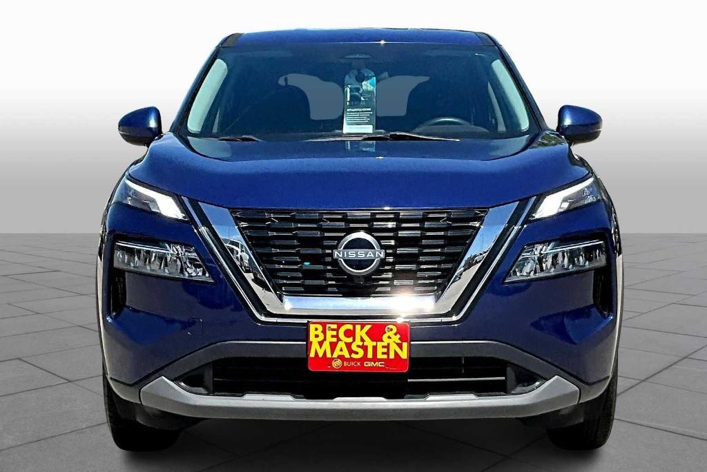used 2022 Nissan Rogue car, priced at $19,887