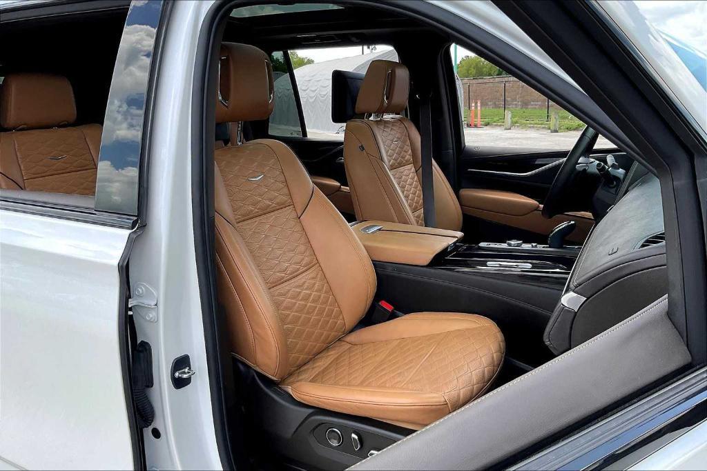 used 2023 Cadillac Escalade car, priced at $69,887