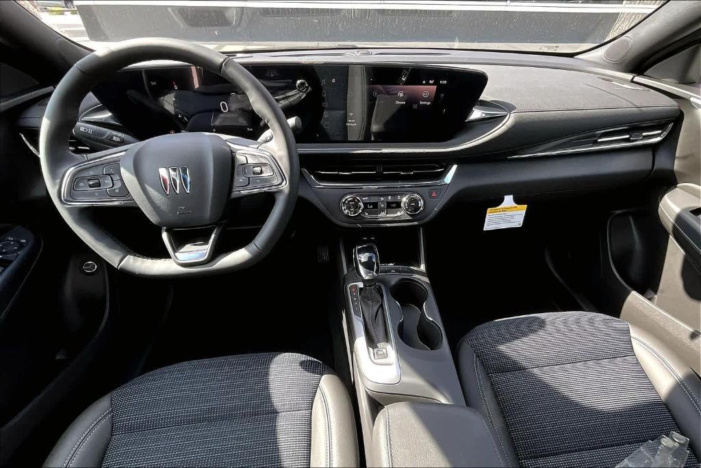 new 2025 Buick Envista car, priced at $26,675