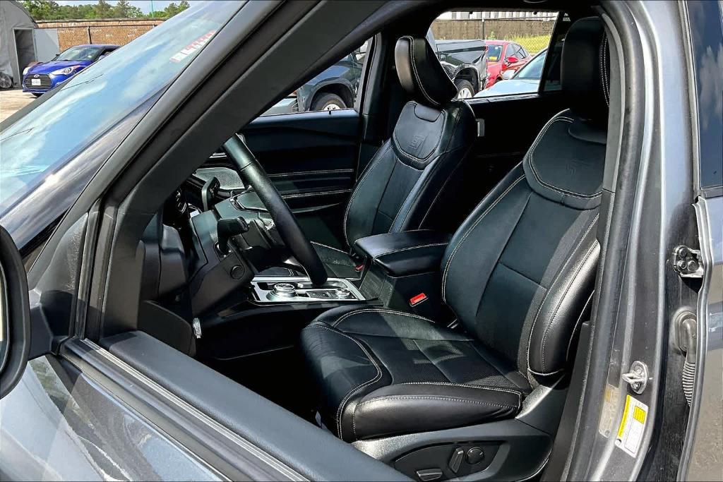 used 2023 Ford Explorer car, priced at $41,948