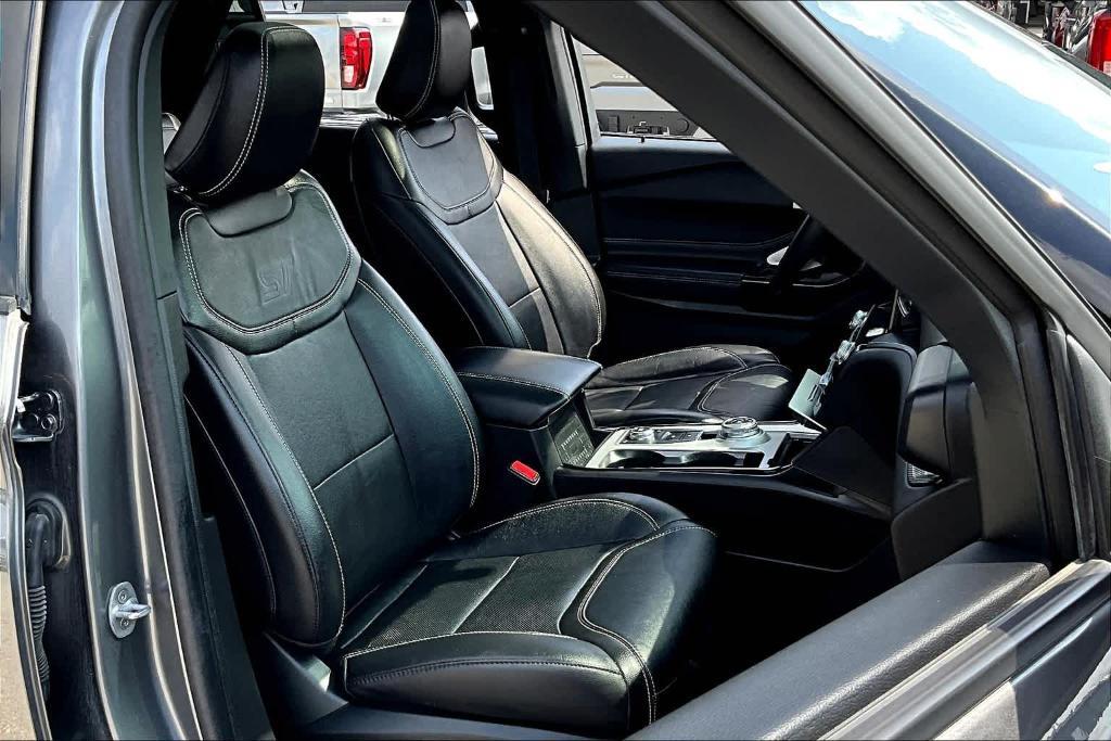 used 2023 Ford Explorer car, priced at $41,948