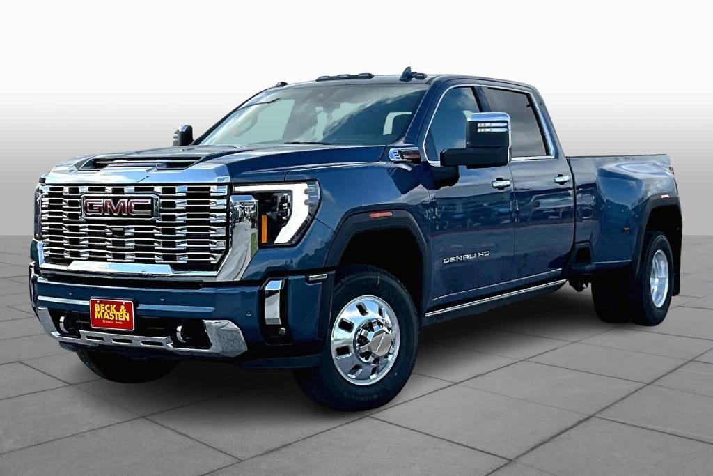 new 2025 GMC Sierra 3500 car, priced at $90,636