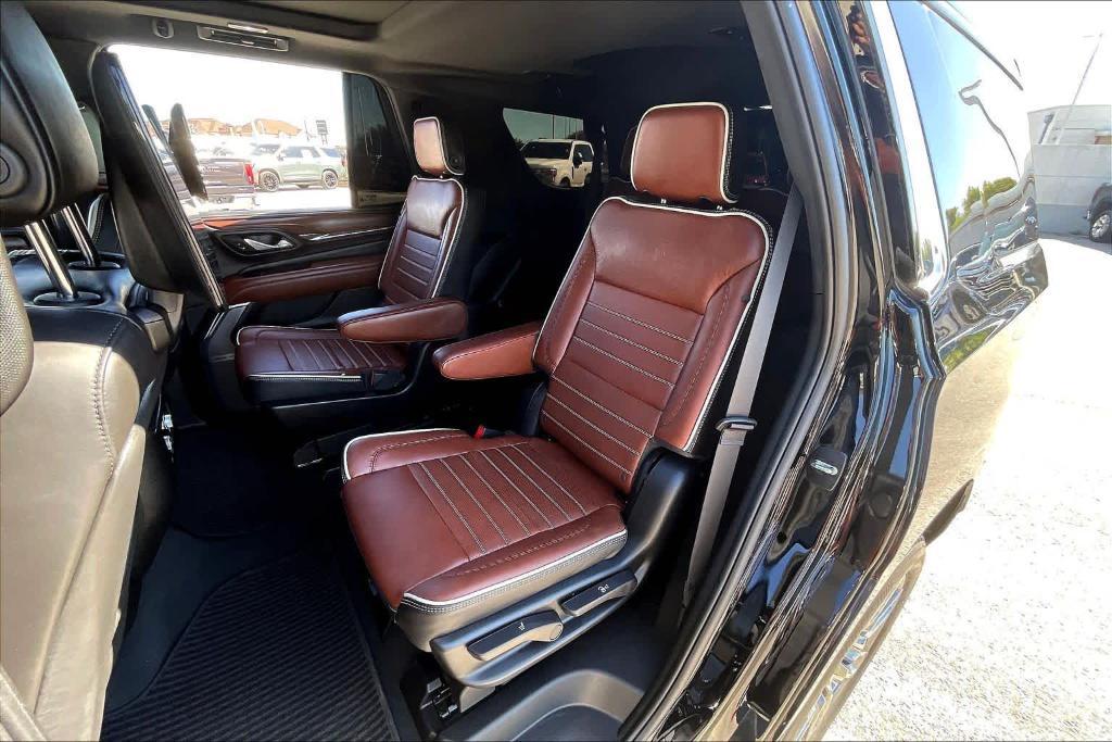 used 2024 GMC Yukon car, priced at $81,598