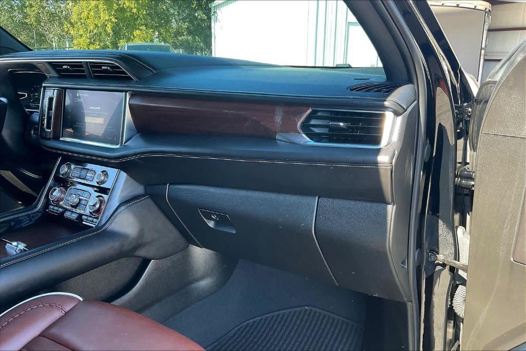 used 2024 GMC Yukon car, priced at $81,598
