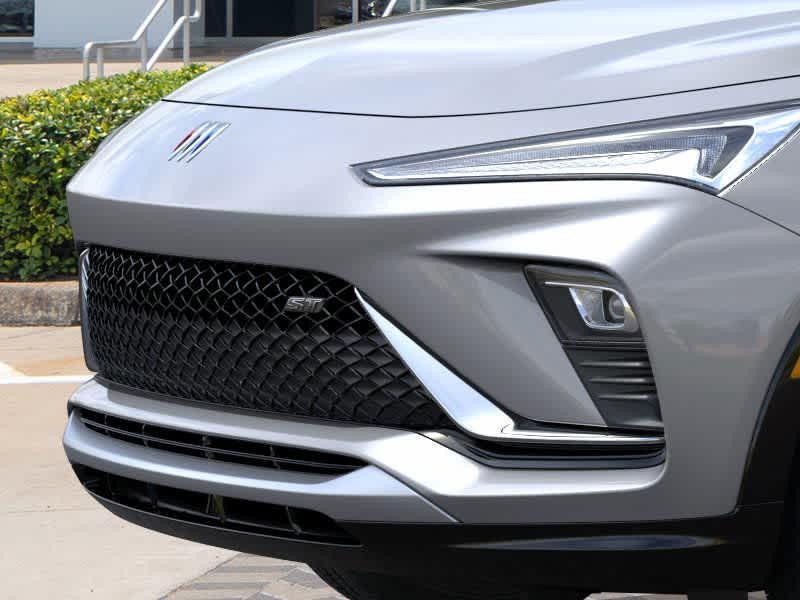 new 2025 Buick Envista car, priced at $28,680