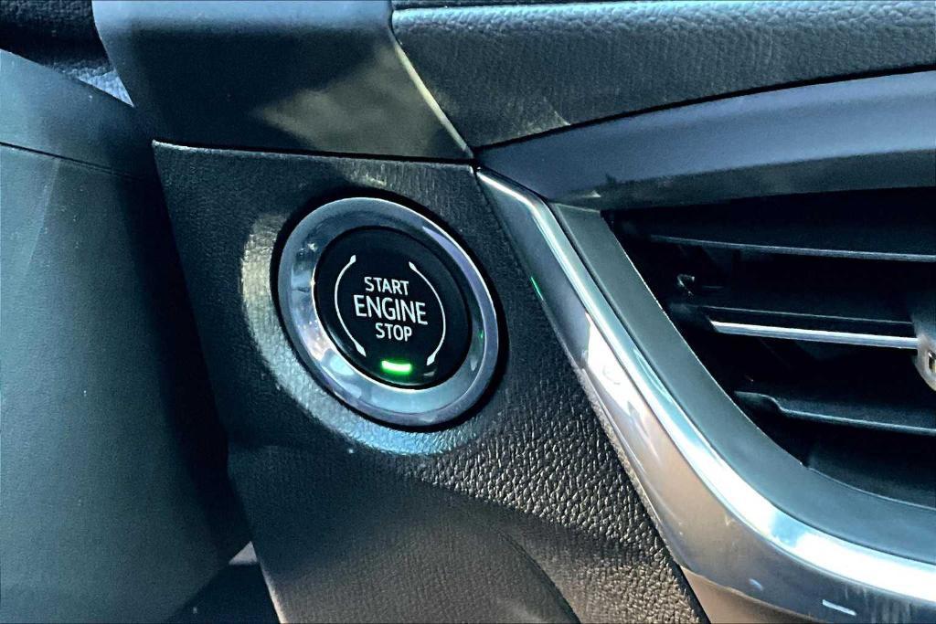 new 2025 Buick Encore GX car, priced at $29,085