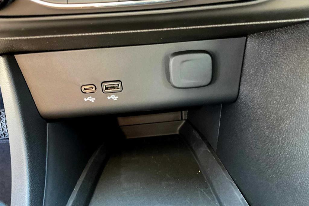 new 2025 Buick Encore GX car, priced at $24,387